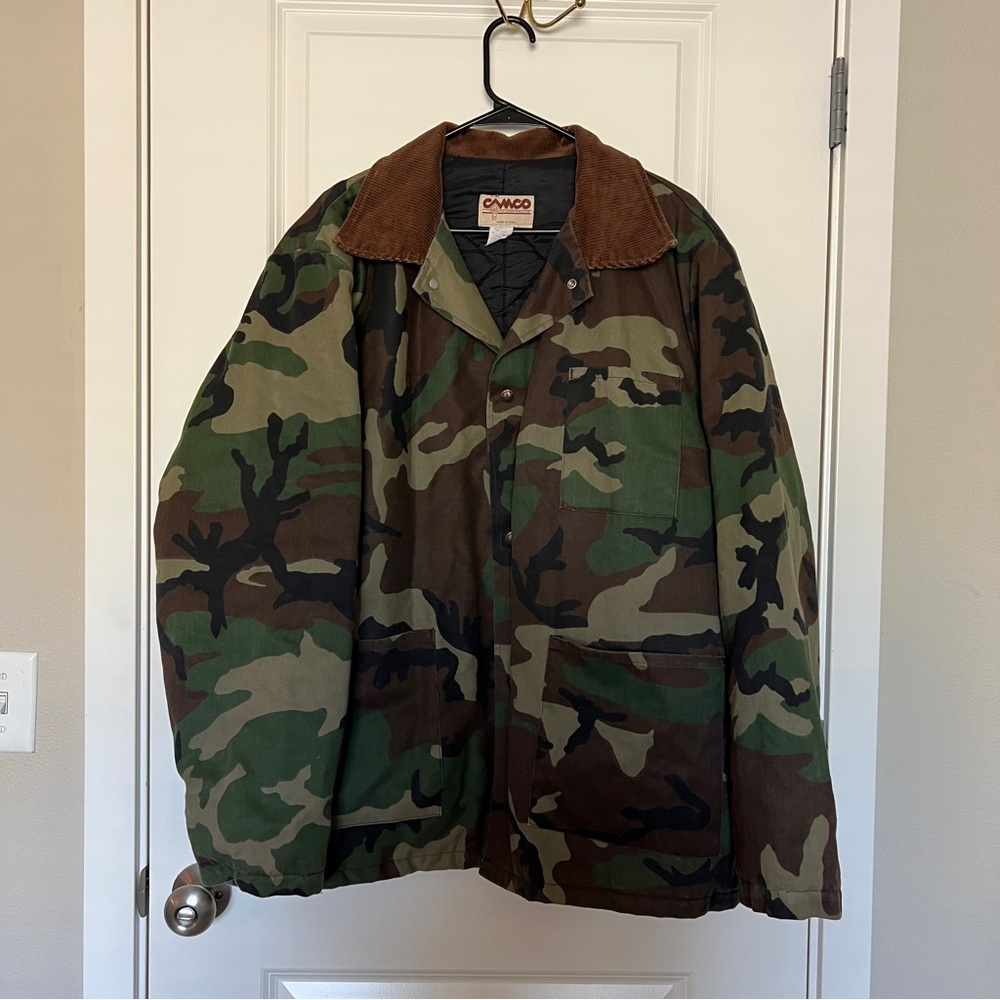Camco MFG Vintage Insulated Woodland Camo Jacket Corduroy XL
